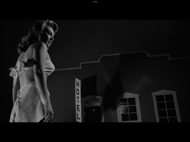 L'Attaque de la femme de 50 pieds